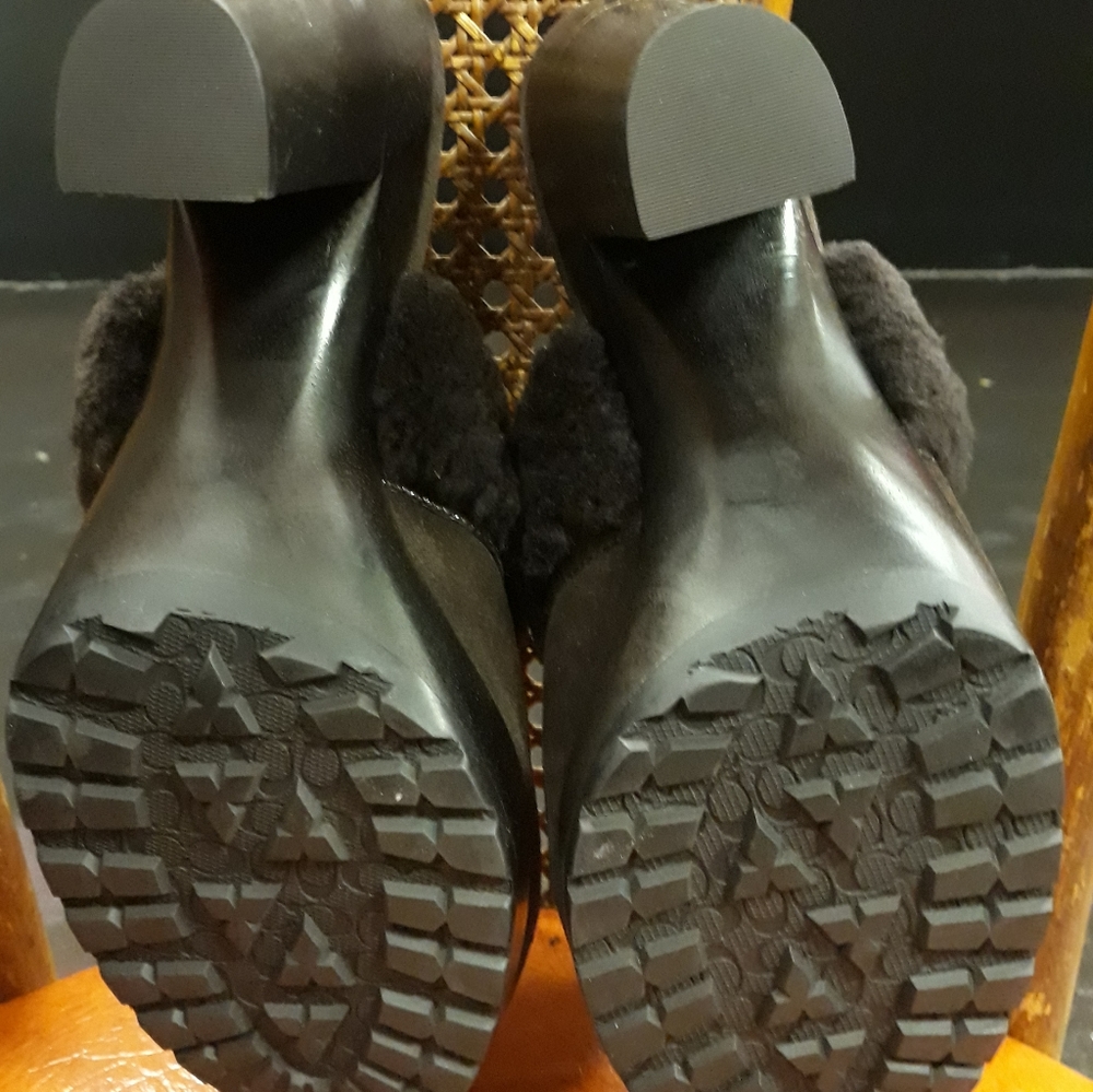 Authentic Coach Clogs - Picture 5 of 5